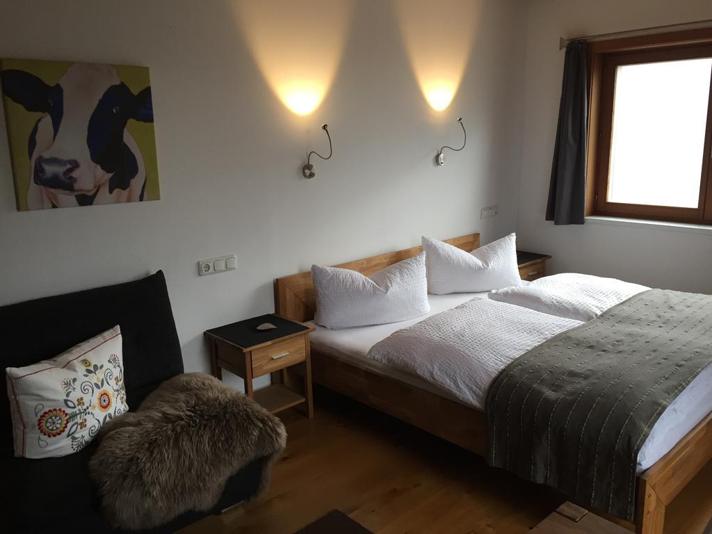 Mama Kaethe - Apartments Nenzing Room photo